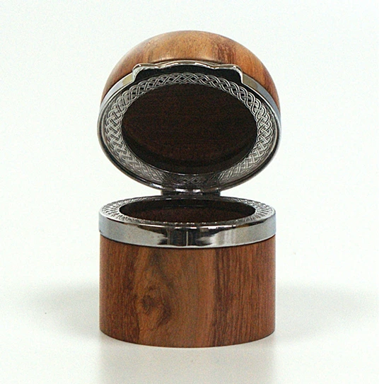 Hinged Ring Box